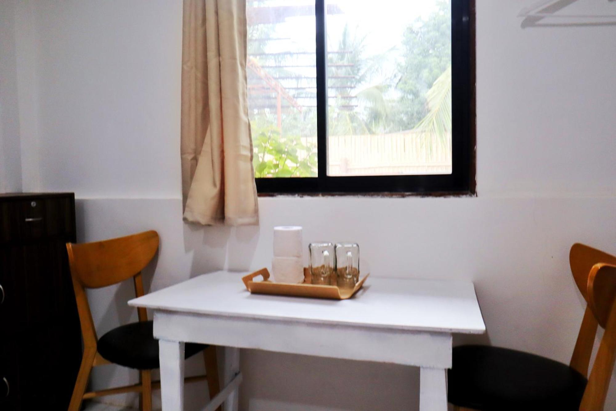 Ocean Breeze Hostel By Daily Sweet Moalboal Extérieur photo