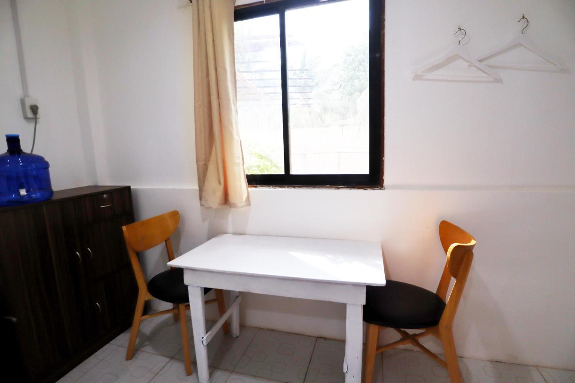 Ocean Breeze Hostel By Daily Sweet Moalboal Extérieur photo